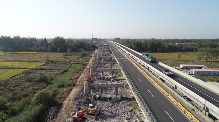 圖片二 大橋拆除.png 圖片二 大橋拆除.png