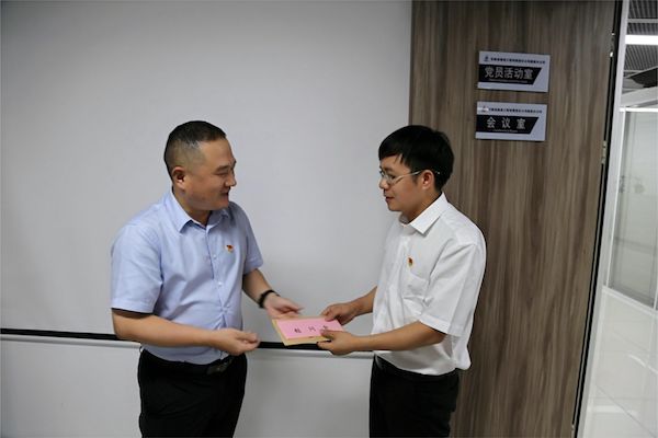 1656763986456072.jpg 05B6D0A95A9C73B0DFC15F187B2C7693.jpg